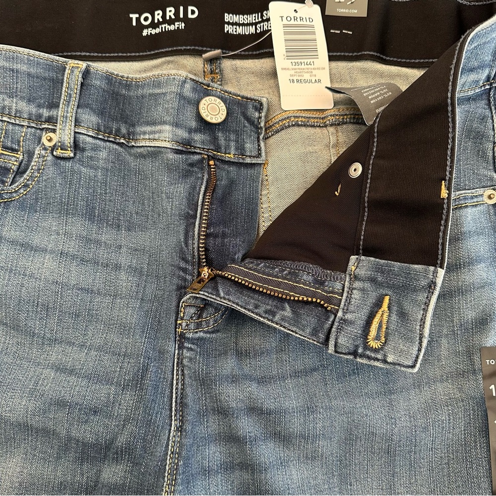 Torrid Heartthrob Blue Bombshell Skinny Jeans, Plus Size 18R, Women's Denim, New - Picture 4 of 13